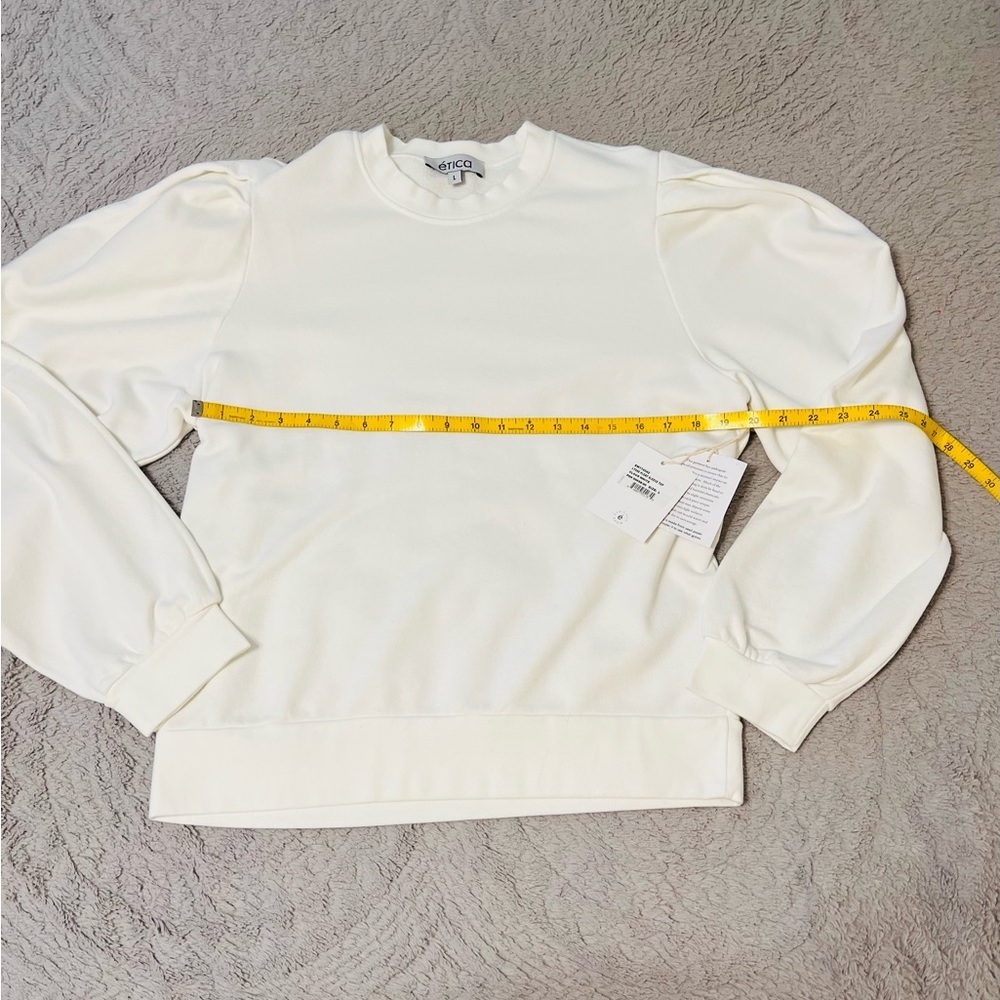 E’tica ivory puff sleeve sweatshirt - Picture 3 of 7